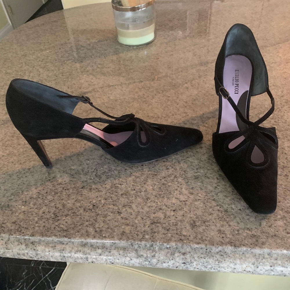 Emilio Puccini suede back pumps